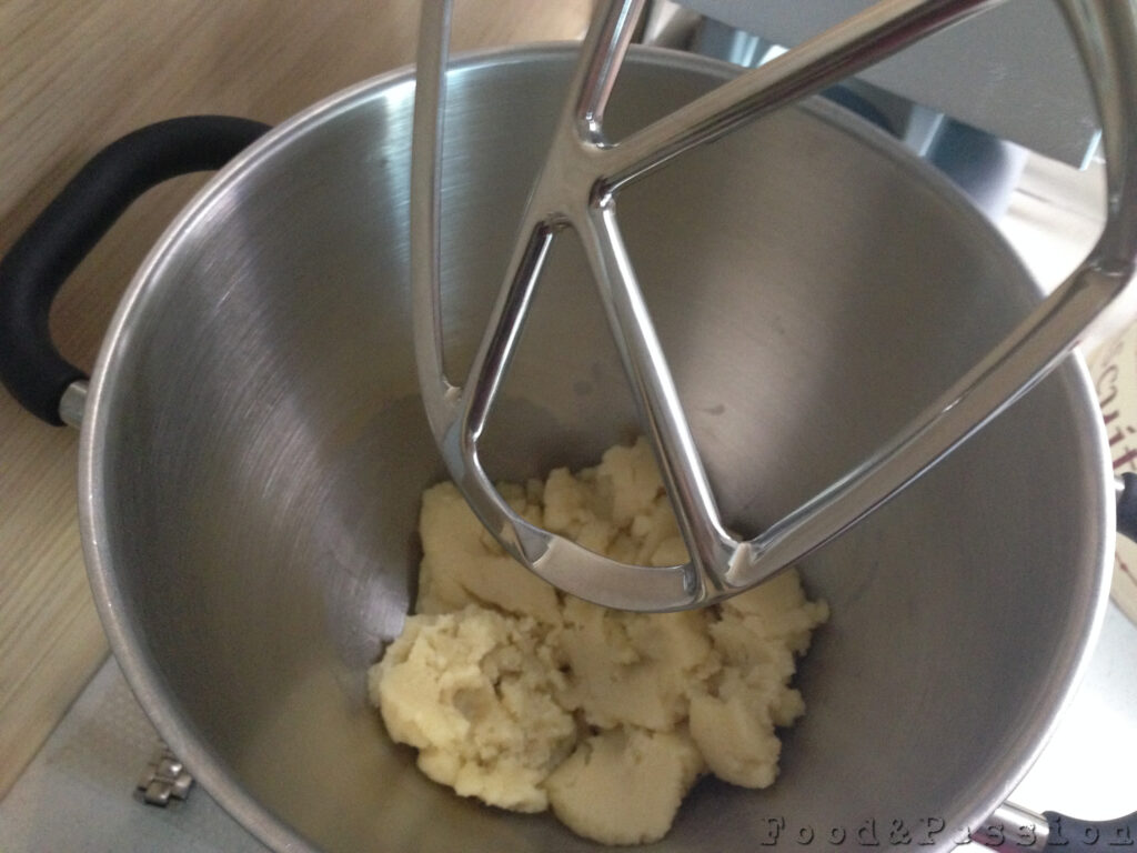 pasta choux in preparazione