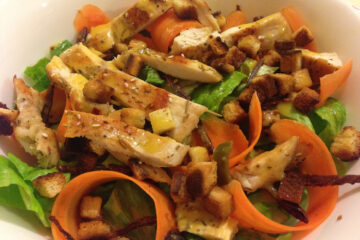 Insalata mista con pollo grigliato