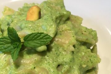 Farfalle al pesto di zucchine