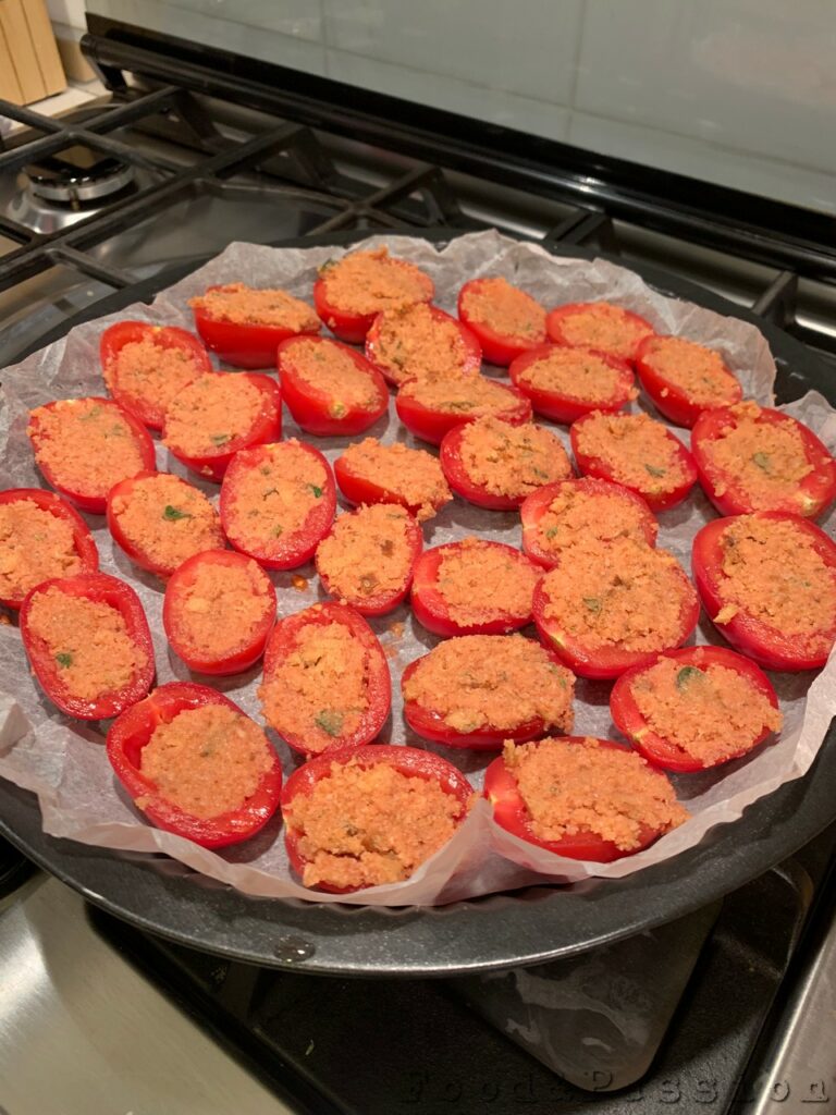 preparazione| pomodorini gratinati al forno