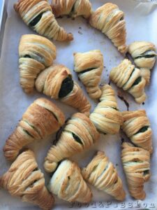 Preparazione Sfogliatelle ricce salate