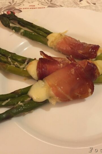 Asparagi con speck e scamorza affumicata 6